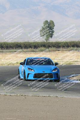 media/Sep-15-2024-Speed Ventures (Sun) [[7a54f7ed2f]]/86 Group/Session 1 (Outside Grapevine)/